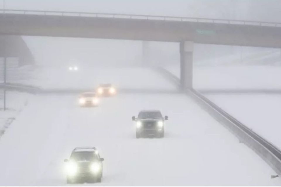 Al menos 10 muertos en peor tormenta invernal en décadas en Estados Unidos
