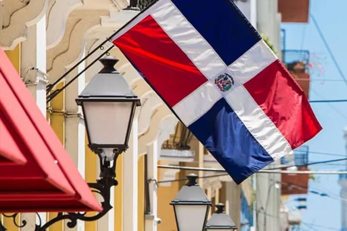 Venezolanos deberán gestionar trámites para viajar a República Dominicana en Bogotá