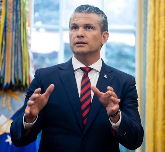 Secretario de Guerra de EE.UU. afirma cooperación con Venezuela en operación contra “Niño Guerrero”