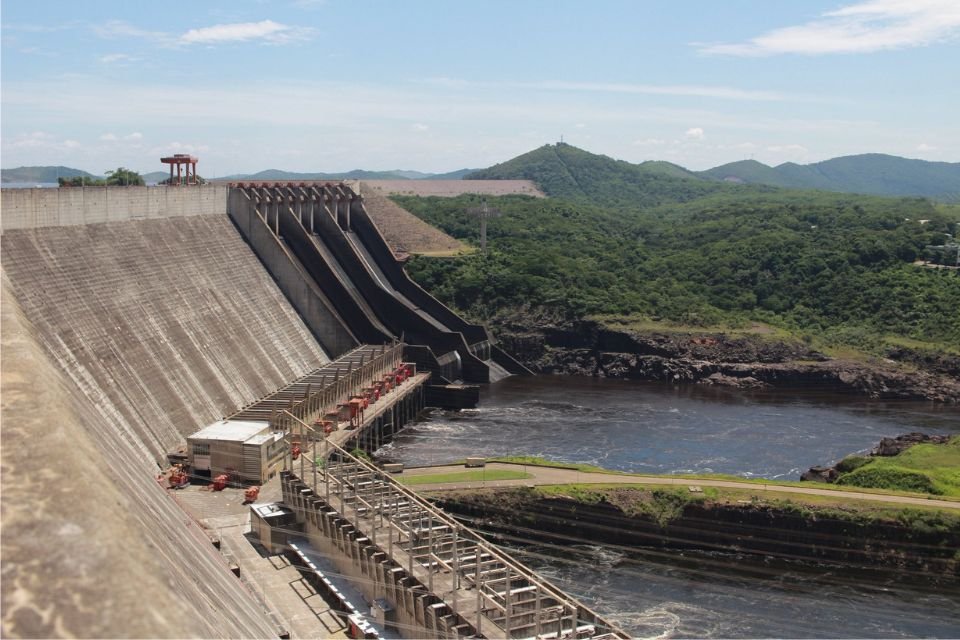 Especialista estima que recuperar el sistema eléctrico venezolano costará hasta 11 millardos de dólares